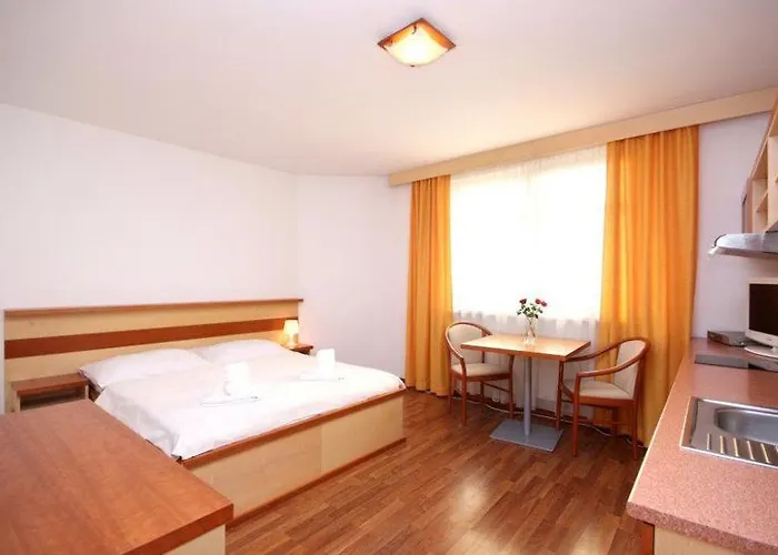 酒店 Lavanda Hotel&apartments
