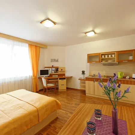 Lavanda Hotel&apartments Hotell
